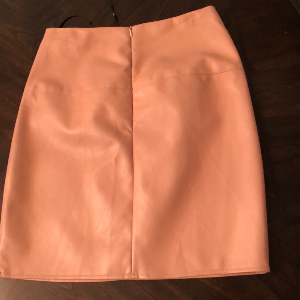 New Missguided  Mini Skirt - Picture 2 of 5